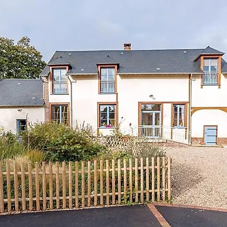 Le Moulin Aux Moines Bed & Breakfast 3*