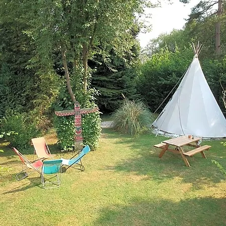 Le Moulin Aux Moines Bed & Breakfast